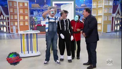 Programa do Ratinho - Quinta - 21.04.17 - Parte 2