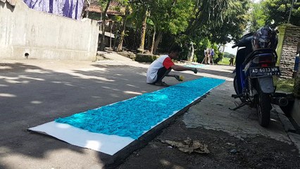 Pembuatan kain seragam batik dengan tehnik cap asli Indonesia @Batikdlidir