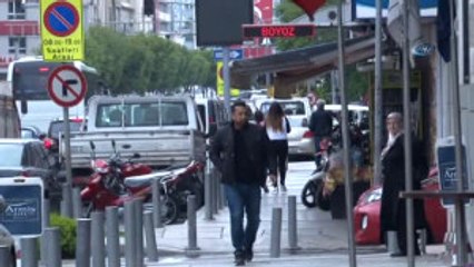 Manisa'da 5.1 Büyüklüğündeki Deprem İzmir'i Salladı.. Panik Anı Kamerada