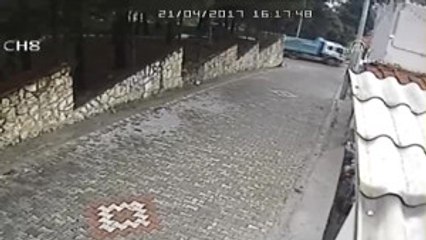 Manisa'daki Deprem - Demirci Belediyesi'nde Deprem Anı Kamerada