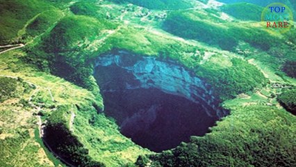 10 STRANGE DISCOVERIES on EARTH HOLES