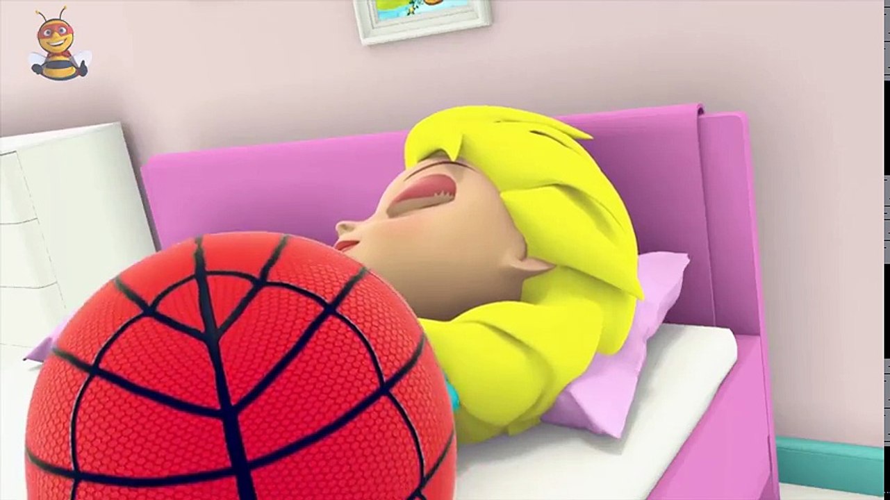Princess ELSA Stomachache Because Of Eating Much Pizza ! Fun Kids Toys Superhero 3D Clay Animation_15