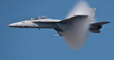 ABD'nin Super Hornet Tipi Savaş Uçağı, Gemiye İnerken Düştü