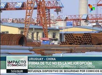 Uruguay y China evalúan la posible firma de un TLC