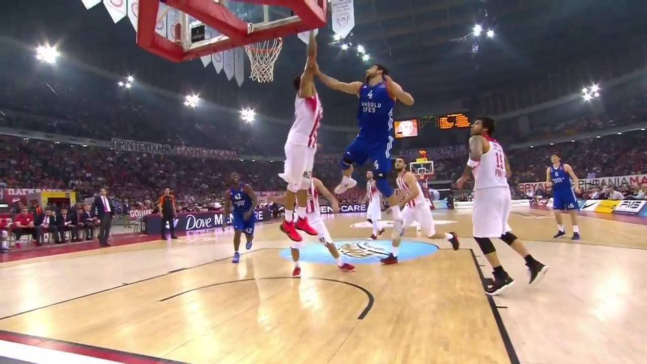 Η επιβλητική τάπα του Κεμ Μπιρτς - Ολυμπιακός vs Αναντολού Εφές – 21.04.2017