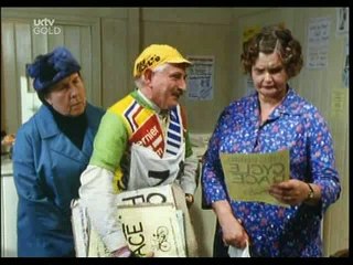 Last Of The Summer Wine S15 Ep 01 How To Clear Your Pipes