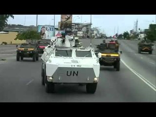 Patrouille de la force Licorne à Abidjan