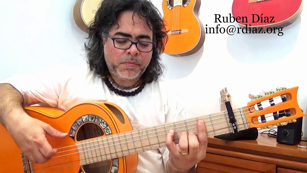 Redefining the Blanca-Flamenca Maple Fretb. + Haya bridge (review) Simplicio 1929 New Generation Andalusian Guitars