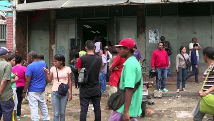 Muerte y saqueos: crónica de una batalla campal en Venezuela