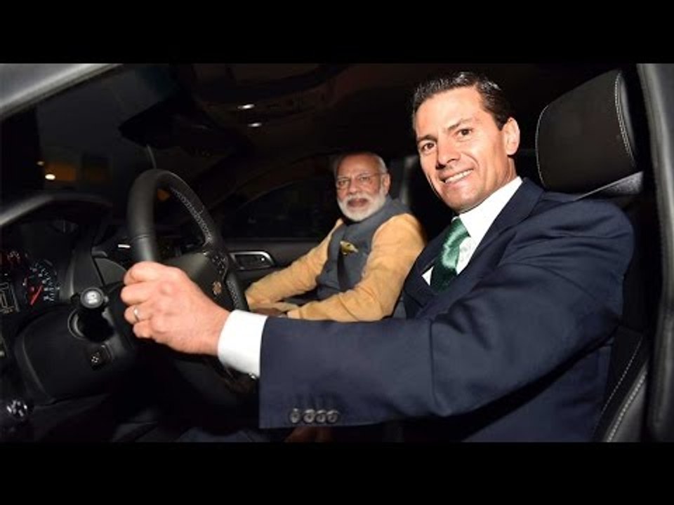 PM Modi driven by Mexican President for dinner at restaurant | Oneindia News