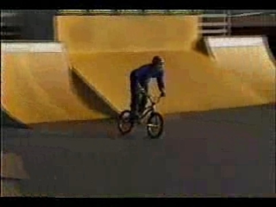 2.BMX street