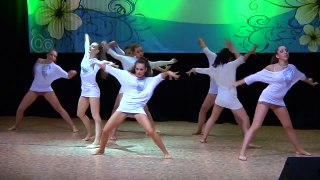 Amazing Dance Performance By Girls // Hot Girls Amazing Dance