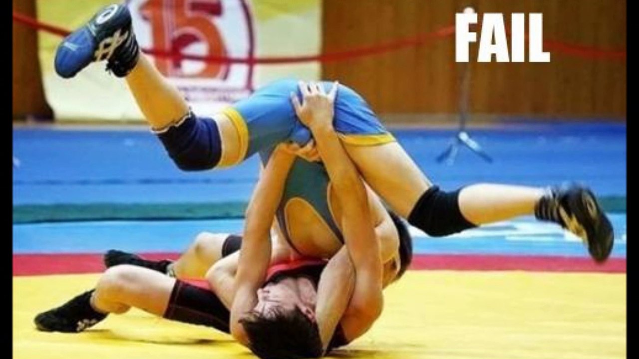 Les pires situations ridicules des lutteurs