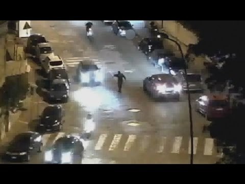 Napoli - Marito e moglie parcheggiatori abusivi, arrestati (21.04.17)