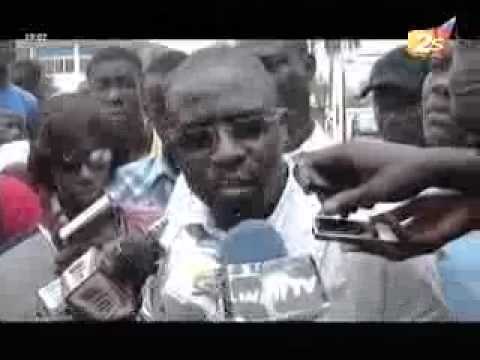 Karim Wade entendu à la gendarmerie de colobane - Xibaar Yi Soir - 03 Julliet 2012