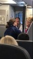 Maman et son bébé agressée par un steward dans l'avion ! American Airlines