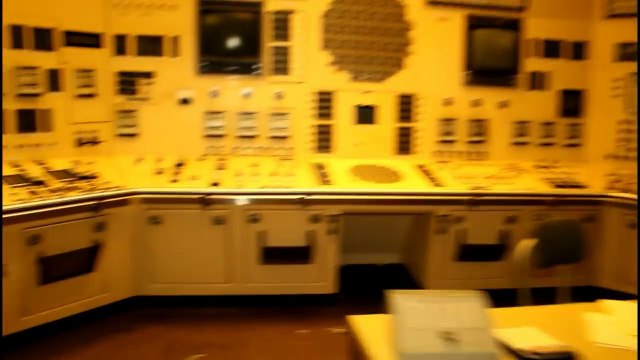 Visite d'une centrale nucléaire ABANDONNEE !!