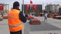 Taksim Meydanı'nda Laleler Koruma Altında