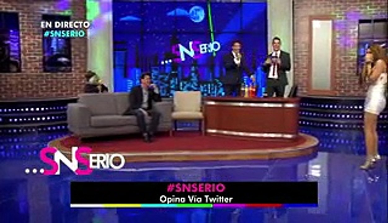 Famosa Presentadora Sufre un ACCIDENTE Delante de las Camaras!