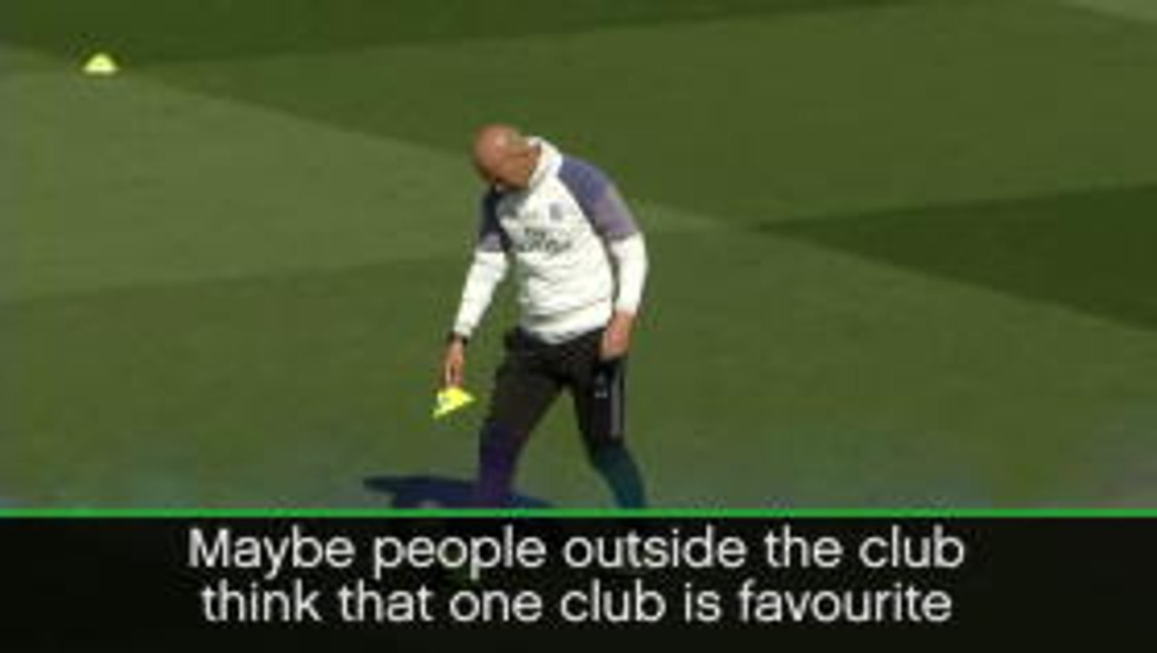 Zidane shrugs off favourites tag for Clasico