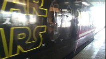 南海黒ラピート「スター・ウォーズ／フォースの覚醒」岸和田駅到着発車