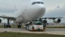 İstanbul Atatürk Havalimanı'nda Uçak Pistten Çıktı