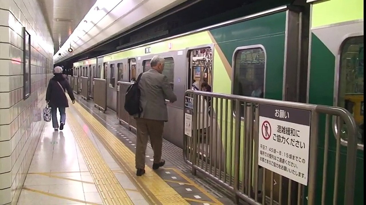 東急7000系 7104F 多摩川駅発車
