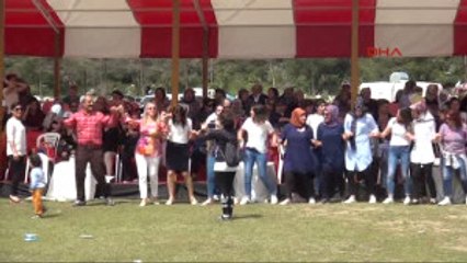 Osmaniye Yaşar Kemal'in Köyünde Festival Coşkusu