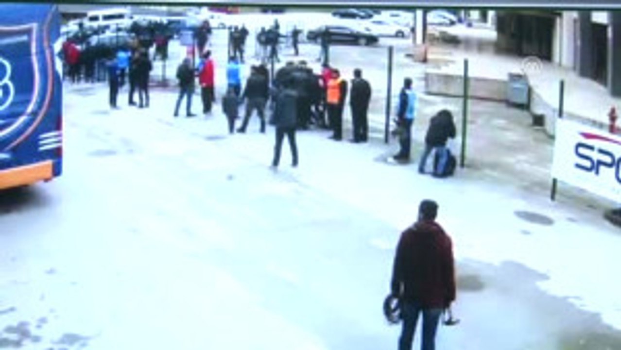 Çaykur Rizespor-Medipol Başakşehir Maçı Sonrası Gerginlik