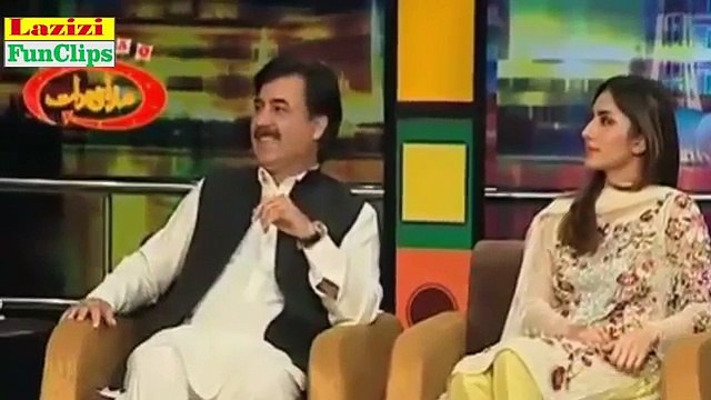 Mazaaq raat With Uzma Khan 2016 Very Funny clip