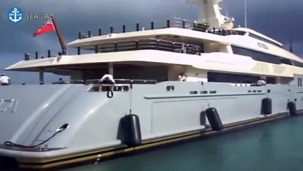 Accidents de bateaux de milliardaires Yachts FAILS