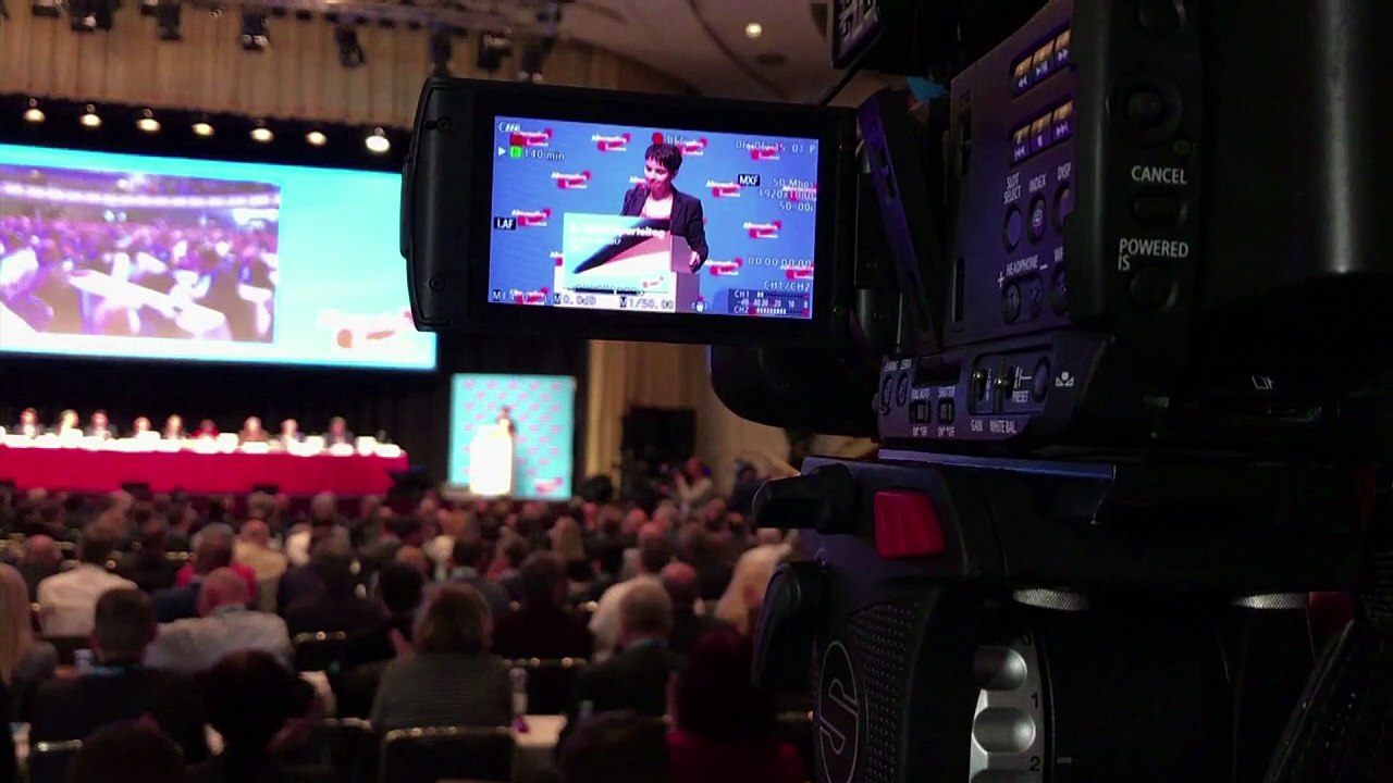 Petry muss in AfD-Machtkampf Niederlage einstecken