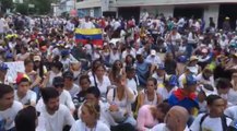 Thousands March in Silence for Those Killed During Caracas Protests