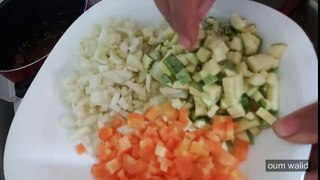 مطبخ ام وليد العدس الاسود بالخضر