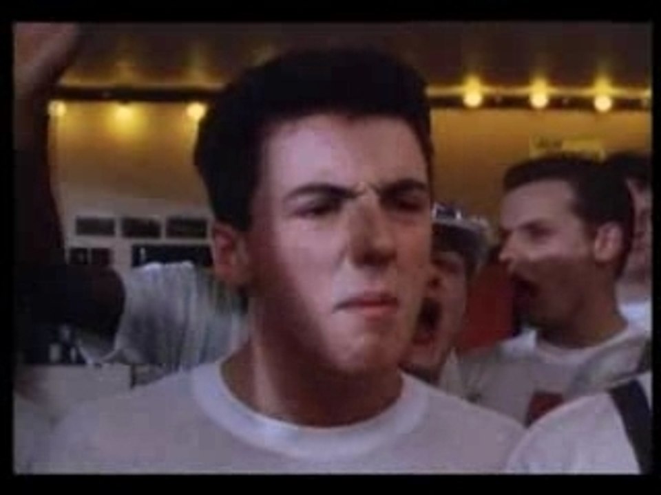 The Firm (1988) - Discussion de comptoir 1