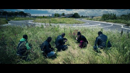 On l'appelle Jeeg Robot - Extrait 2 [VOST]