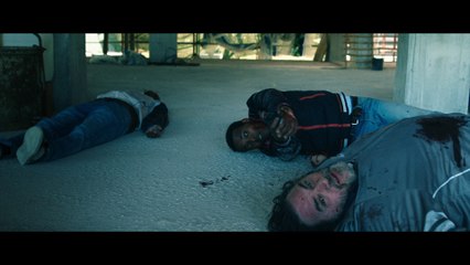 On l'appelle Jeeg Robot - Extrait 1 [VOST]