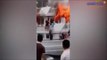 Vietnam tourists jumping from the burning ship, Watch viral video | Oneindia News