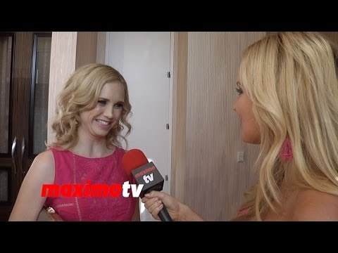 Fiona Gubelmann INTERVIEW | 5th Annual Thirst Gala | Red Carpet