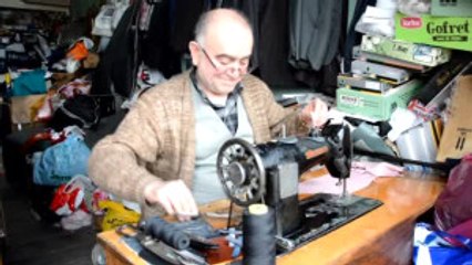 50 Yıllık Makinesi ile Yarım Asırdır Terzilik Yapıyor