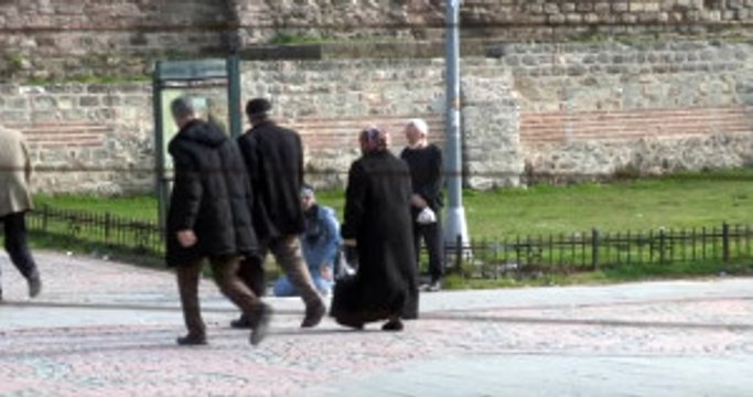 Ahsen TV Muhabiri, Sosyal Deney İçin Dilenci Oldu