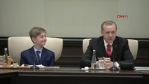 Koltuğunu Devreden Cumhurbaşkanı Erdoğan, 'Partili Cumhurbaşkanı' Sorusunu Yanıtladı; Niye Olmasın 2