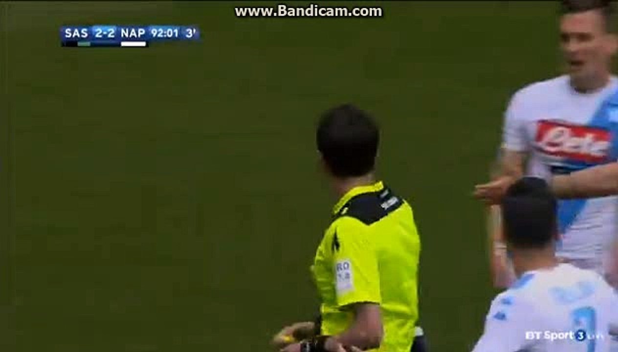 Sassuolo vs Naploi controversial ending (Napoli's players claiming for penalty)