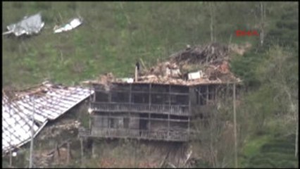 Trabzon'da Fırtına Can Aldı, Hes Bağlantı Borusu Patladı, Yolları Su Bastı