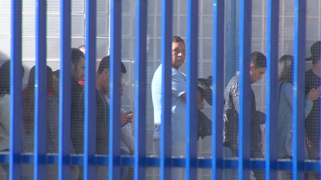 España, tercer país de la UE que más extranjeros nacionalizó en 2015