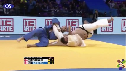 Judo : vainqueur par ippon, il embrasse le ventre de son adversaire