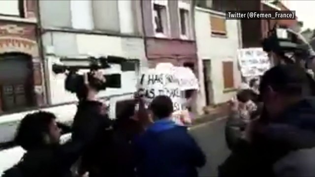 France : Les Femen manifestent à Hénin-Beaumont
