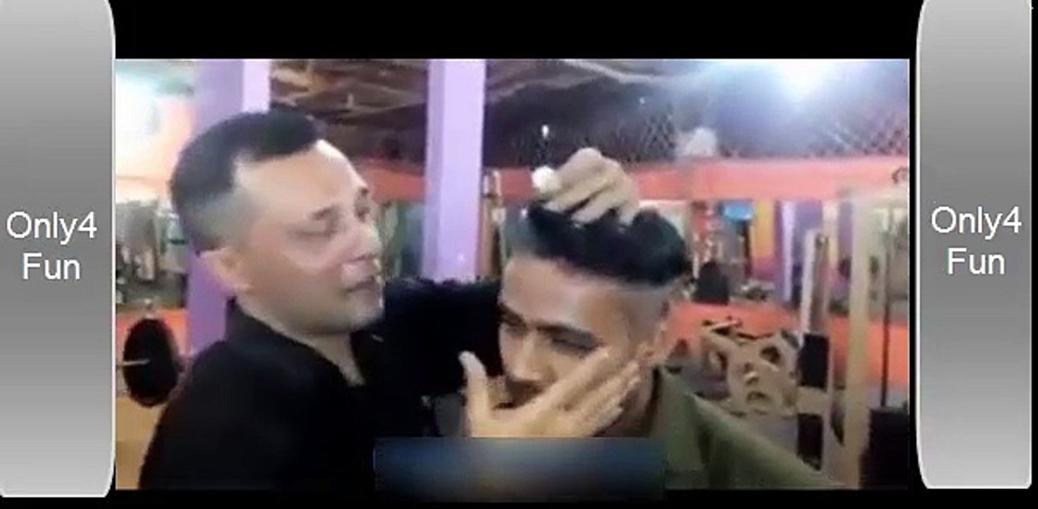WHATSUP FUNNY INDIAN AND PAKISTANI VIDEO 2017 [TRY NOT TO LAUGH]