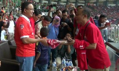 Anies-Sandi Janji Bangun Stadion Untuk Persija