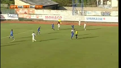 FK Radnik B. - FK Željezničar / Obradović promašio zicer